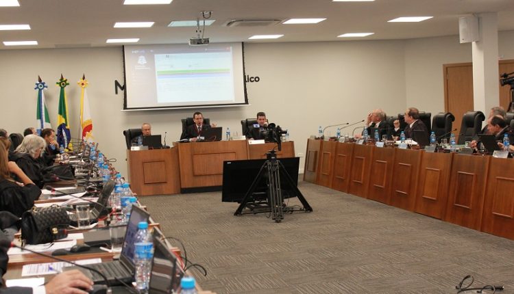 Agora, alvos terão que ser avisados com antecedência de 48 horas 